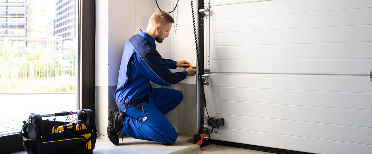 Overhead Garage Door Repair in Arizona